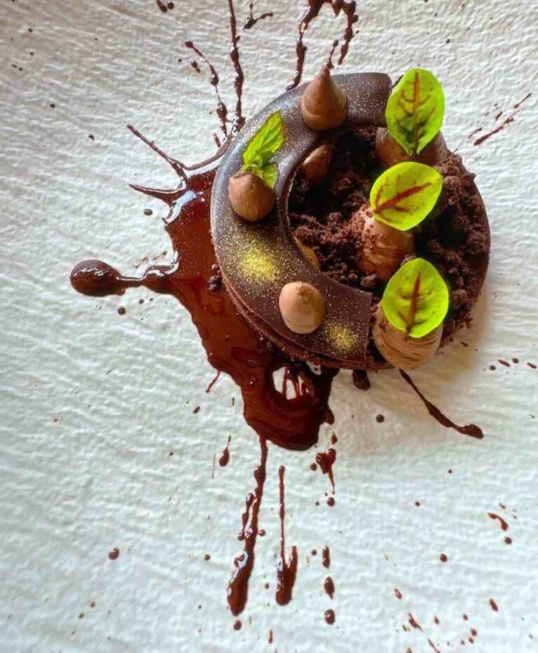 WhatsApp Image 2023 12 18 at 14.31.00 18e60af4 768x932